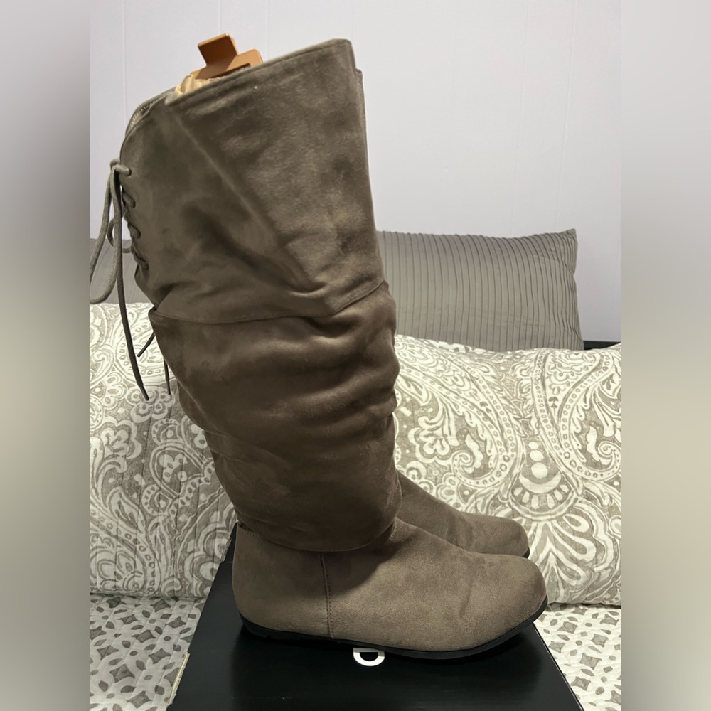 Torrid size 8WW gray faux suede boots